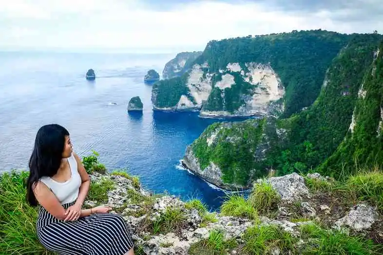 Saren Cliff Point In Nusa Penida, Bali